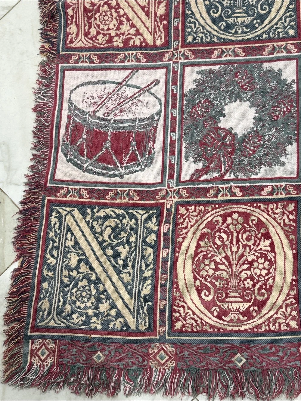 Festive Noel Santa Woven Throw Blanket - Red, Cream & Dark Green Goodwin Weavers